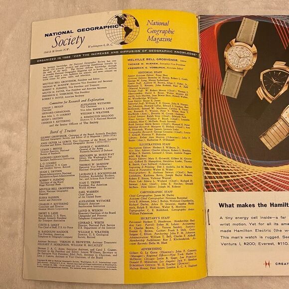 Vintage Natural Geographic Magazine from 1958 Vol CXIV Number 4 - Picture 5 of 9